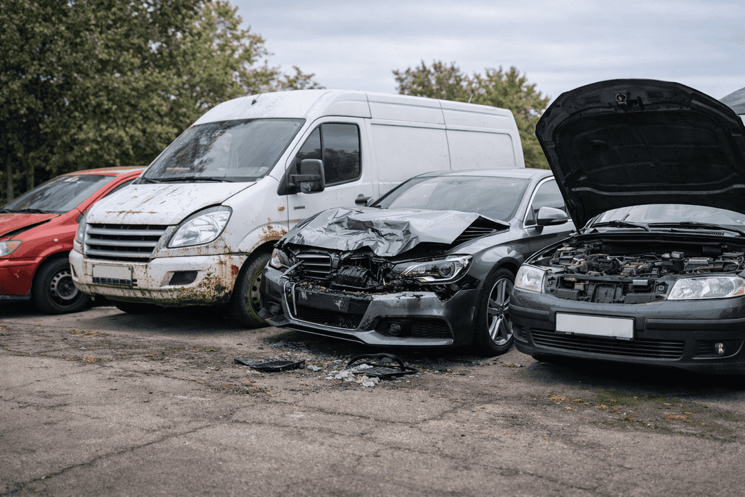 Welche Fahrzeuge ? die Autoverwertung in Coesfeld übernimmt – Teileträger bis Motorschaden